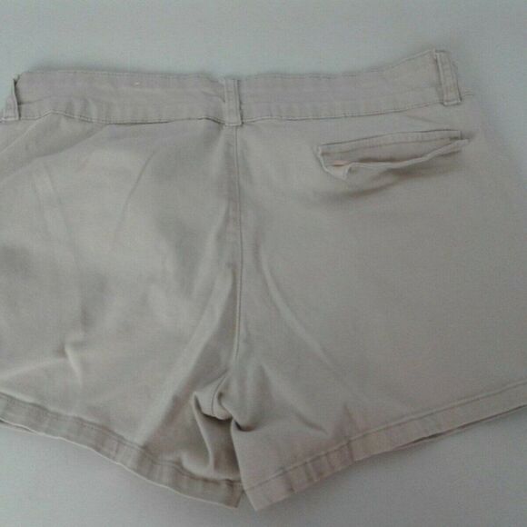 CREST JEANS Stretchy Tan Shorts Vented Sides 11 - Picture 3 of 8